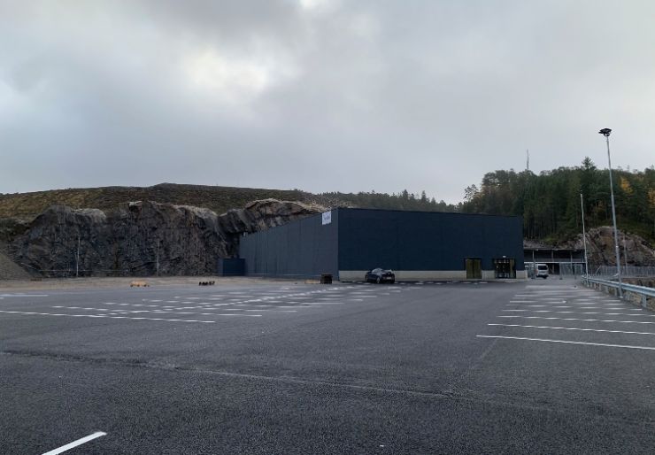 Byggmax åpner over 4 mål med byggevare på Jåbekk Øst. Selve varehuset og kaldhallen er 1 348 kvadratmeter stort. Byggmax åpner over 4 mål med byggevare på Jåbekk Øst. Selve varehuset og kaldhallen er 1 348 kvadratmeter stort.