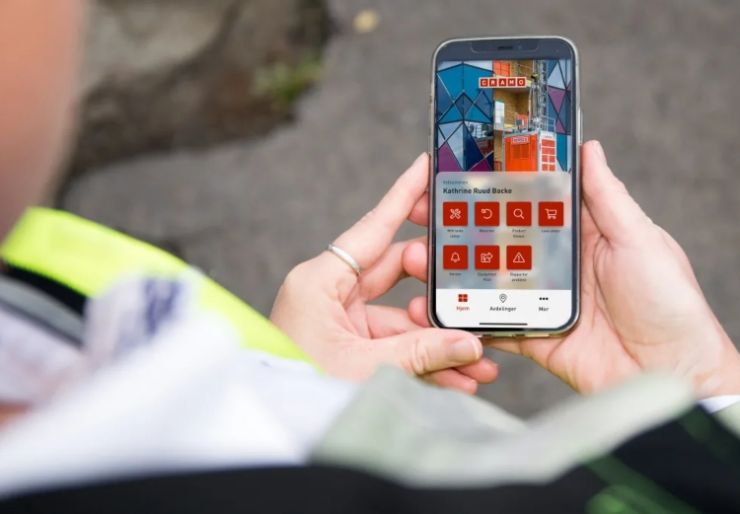 Deler utstyr via egen app Færre transporter inn og ut av byggeplass, og bedre tilgang til flere maskiner er de største gevinstene nå som Stø Entreprenør har prøvd den nye appen Utstyrsdeling.