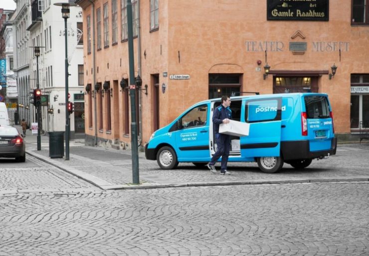 I en stadig mer digitalisert verden, hvor netthandel blir stadig mer vanlig, søker forbrukere stadig etter innovative løsninger som kan forenkle hverdagen. Kan digitale dørlåser være en del av løsningen? 