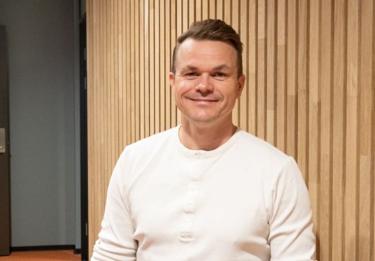Norge har ikke forstått hvor stort AI er AI gjør SmartDok i stand til å utvikle raskere enn før, men Mikal Johnsen mener høyere fart også øker behovet for mennesker som forstår kundene, setter retning og vet når teknologien er på feil vei.