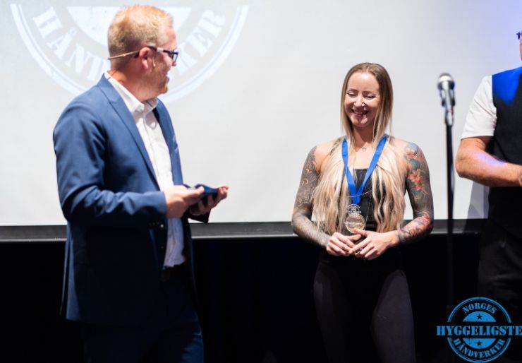 Lene er Norges hyggeligste maler Lene Sørø er Norges hyggeligste maler 2021