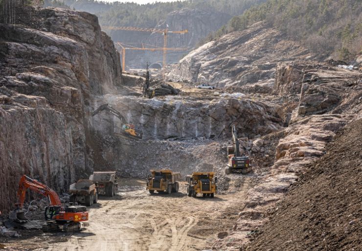 AF Gruppen leverte rekordtall i 4. kvartal 2021 - Vi leverer veldig solide resultater for kvartalet og året som helhet. I løpet av 2021 har vi også tatt store steg i sikkerhetsarbeidet, og vårt mål om null alvorlige skader og arbeidsrelatert fravær står fast. -Det er veldig gledelig at trivselen blant