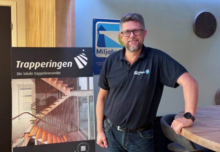 Får nye leads hver dag med Prodio.Signal Tre Trapp AS begynte å teste Prodio.Signal før sommeren. Daglig leder Tom Gokshol får nå en daglig oversikt over rundt 30–40 aktuelle prosjekter og forteller at arbeidet allerede har gitt både møter, og ordre.