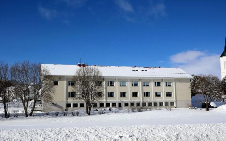 Sortland Entreprenør - Bygger om bygg de satte opp for 57 år siden Sortland Entreprenør skal pusse opp Parkveien 2 i Sortland.