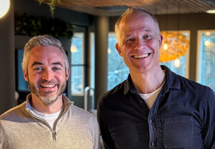 Teknologi-pionerer og gode samarbeidspartnere. Airthings og Energy Control trapper opp samarbeidet for å styrke utviklingen av nye sensor-løsninger for næringsbygg.