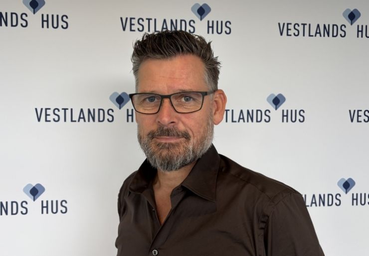 VestlandsHus henter Leif Inge Børnes som regionssjef Leif Inge Børnes er ansatt som ny regionssjef i VestlandsHus. Med erfaring fra boligbransjen skal han følge opp kjedens forhandlere og fungere som bindeledd mellom de lokale boligbyggerne og kjedekontoret.