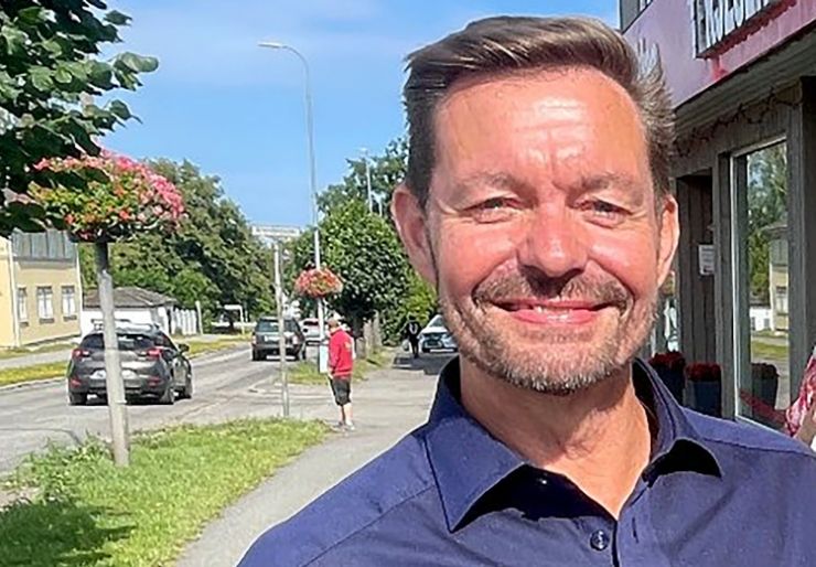 Olaf B Terjesen AS kjøper Henriksen Rørleggerbedrift AS Olaf B Terjesen AS har inngått avtale om kjøp av Henriksen Rørleggerbedrift AS.