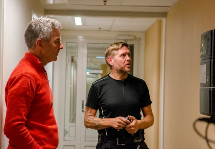 Store summer å spare på energityver Fang energityven: – Potensielt store summer å spare med enkle tiltak
