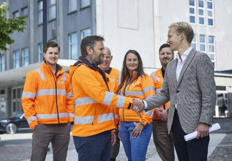 Peab tar Bytorget i Askim videre mot realisering Peab Bygg, Askim Næringspark Bolig og Clarksons Project Development går videre med utviklingen av Bytorget i Askim. Neste fase omfatter detaljprosjektering, myndighetsbehandling og forberedende arbeider for et prosjekt med 116 boliger, 2.000 kvadratmeter