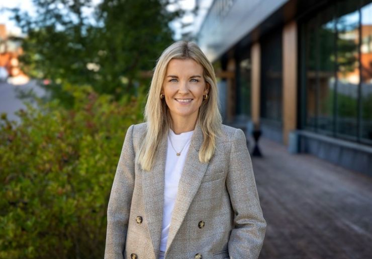 For å møte behovet i markedet, fortsetter GK satsingen på byggautomasjon. – Vi trenger flere folk som ønsker å lære av de beste i bransjen og videreutvikle GKs automasjonsløsninger, forteller Stine Fjærli Sjøthun, divisjonsdirektør for byggautomasjon. 