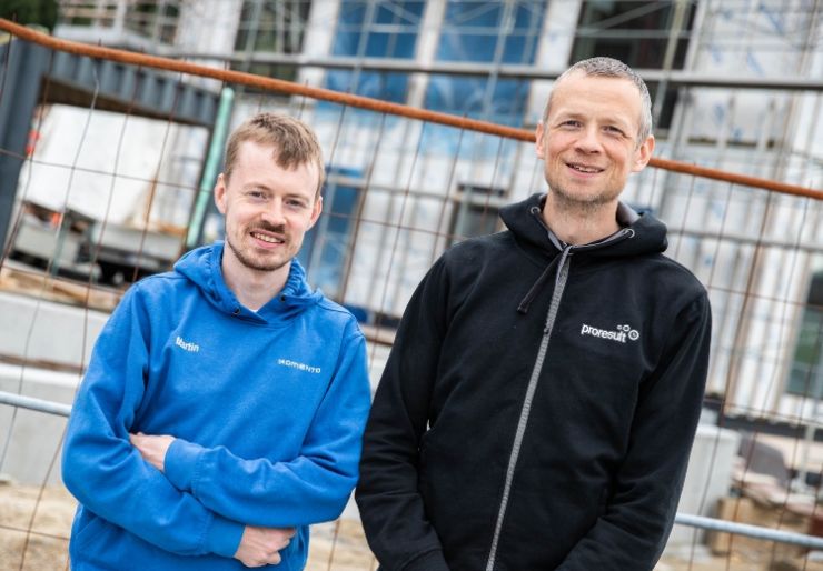 Proresult og Admento inngår partnerskap for bygg og anlegg Admento og Proresult inngår et partnerskap rettet mot bygg- og anleggsbransjen. Ved å koble regnskapsfaglig kompetanse tettere sammen med digital prosjektstyring vil selskapene hjelpe kundene med bedre oversikt over drift, dokumentasjon og prosjektøkonomi