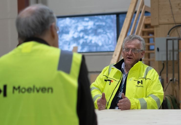 Måten folka våre har møtt den sterke etterspørselen på, har vært avgjørende for at vi har klart å levere så bra som vi har gjort, sier konsernsjef Morten Kristiansen i Moelven Industrier ASA.  - Folka våre har vist