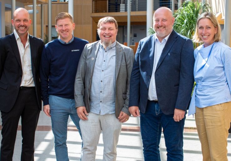 Betonmast får samspillskontrakt for nye Glemmen skole Betonmast Østfold har signert samspillskontrakt med Østfold fylkeskommune om utvikling og bygging av nye Glemmen videregående skole i Fredrikstad. Prosjektet kombinerer rehabilitering og gjenbruk
