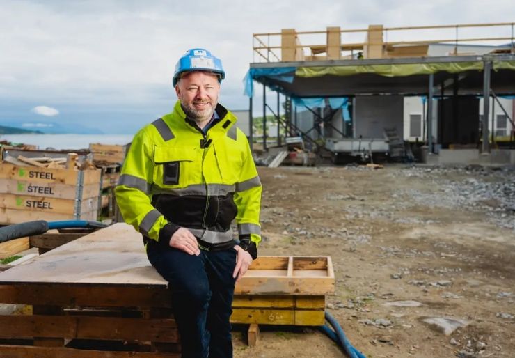 Kronstein Entreprenør mot milliardomsetning i 2026 Kristian Eilertsen har overtatt som direktør i Kronstein Entreprenør etter fem år som finansdirektør i konsernet. Selskapet ligger an til å passere én milliard kroner i omsetning i 2026