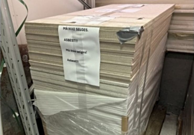 I høst ble det avdekket at bygningsplater som var solgt i Norge det siste året inneholdt asbest. 