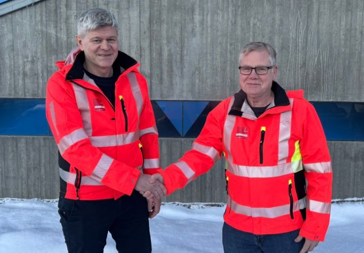 Ny leder for Veidekke Bygg Innlandet Håvard Hagen (49) er utdannet sivilingeniør bygg fra NTNU og kommer fra stillingen som prosjektleder i entreprenøren Syljuåsen AS. Før det var han regionsjef for Peab Bygg AS. Hagen har nærmere 25 års erfaring fra ulike roller i byggebransjen.