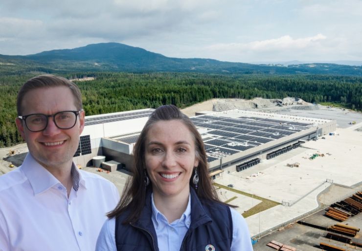 Ahlsell reduserte utslippene med 21 prosent på Eidsvoll – Dette viser at det er mulig å kombinere høy logistikkapasitet med konkrete utslippskutt. For oss handler bærekraft om å integrere tiltak i hele verdikjeden, ikke å jobbe med enkeltstående initiativer, sier Elisa Gasperini, bærekraftdirektør i Ahlsell.