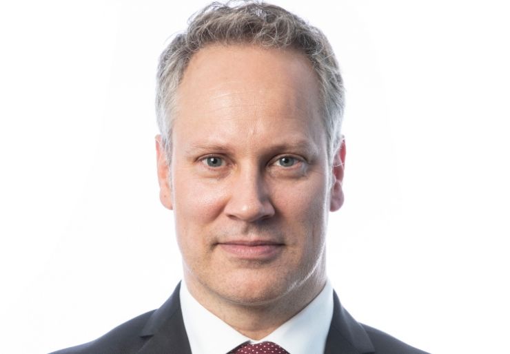 Anleggsplasser står for en betydelig del av utslippene i transportsektoren. Nå får Nye veier, Statens vegvesen og Bane NOR 23,7 millioner kroner til pilotprosjekter for utslippsfrie anleggsplasser i transportsektoren i 2026 og 2027.  – Pilotprosjektene ti