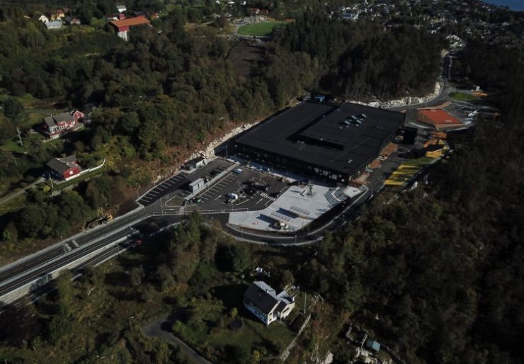 Alversund skole og flerbrukshall Alversund skole og flerbrukshall
