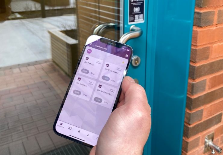 Nøkkelfri hverdag sparer oss tid og skaper trygghet.