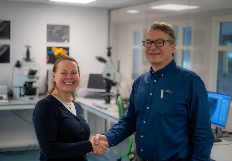 Labora og Mycoteam går sammen for å styrke arbeidet med inneklima, fukt og miljørelaterte utfordringer i Nord-Norge.  Målet er å gjøre både prøvetaking, analyser og faglige vurderinger lettere tilgjengelig 