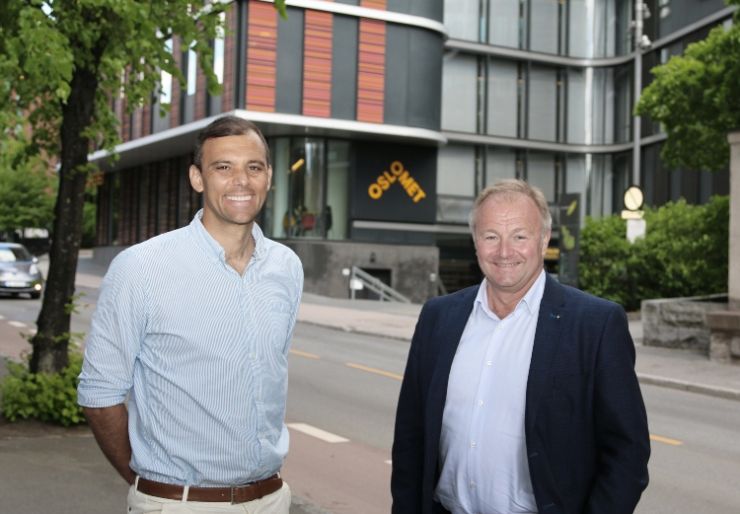 Norconsult har signert en samarbeidsavtale med OsloMet Norconsult har signert en samarbeidsavtale med OsloMet for å styrke undervisning, forskning og innovasjon i bygg- og energiteknikk ved storbyuniversitetet.
