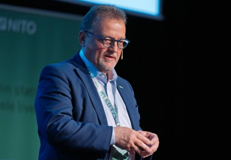 Ingen kommuner oppfyller alle beredskapskrav En ny rapport fra Menon Economics, utarbeidet for NITO, viser at ingen norske kommuner oppfyller alle lovpålagte krav til sikkerhet og beredskap i teknisk sektor. Små kommuner kommer dårligst ut, særlig innen vannforsyning, avløp, arealplanlegging og bygg