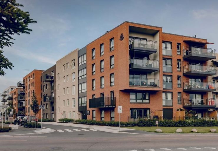 OBOS-boliger i Oslo falt 4,2 prosent Prisene for brukte OBOS-boliger i Oslo falt 4,2 prosent fra november til desember. På landsbasis var nedgangen 3,5 prosent.