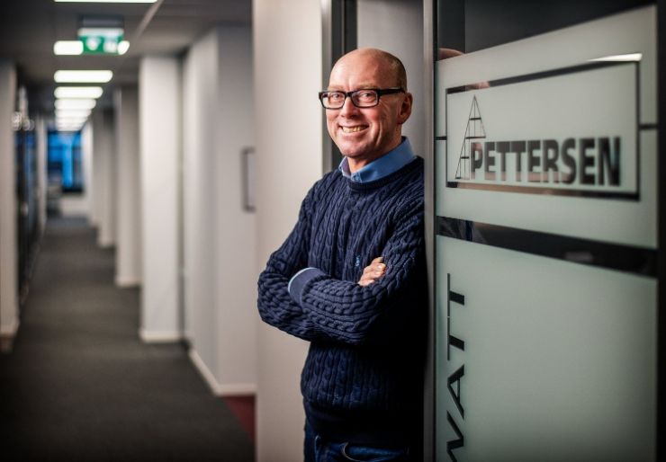 Pettersen kjøper Norges Elektro i Tønsberg Ingeniør Ivar Pettersen AS kjøper alle aksjene i Norges Elektro AS og styrker dermed tilstedeværelsen i Vestfold. Det Tønsberg-baserte elektroselskapet har 19 ansatte og skal bli en del av Pettersen fra 1. oktober