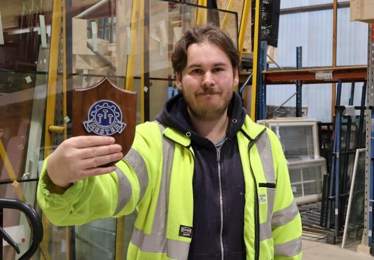 Hans-Peter Hole skal løfte frem nye glassmestere Hans-Peter Hole skal løfte frem nye glassmestere