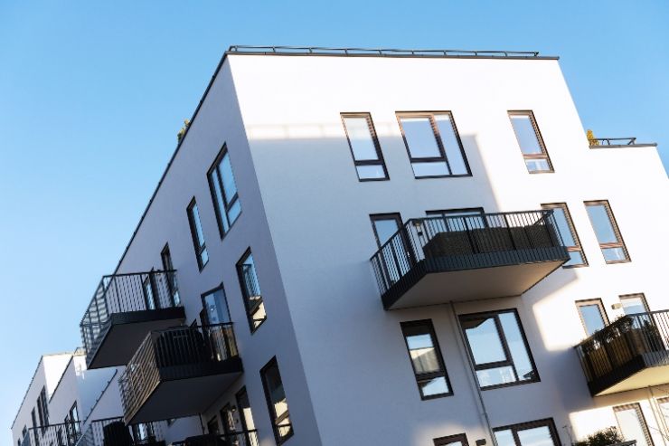 Nordmenn forventet at boligprisene ville stige i 2020, og det har de også gjort. De fleste tror prisene vil fortsette å stige i året som kommer.